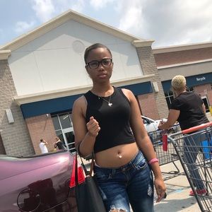 Meet your Posher, Ania